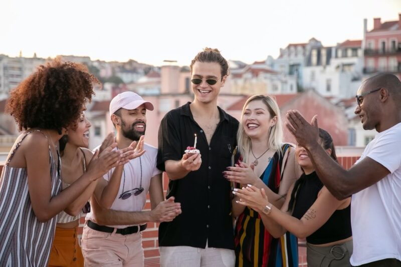 Dijon: Birthday Mission Outdoor City Game - Supported Languages
