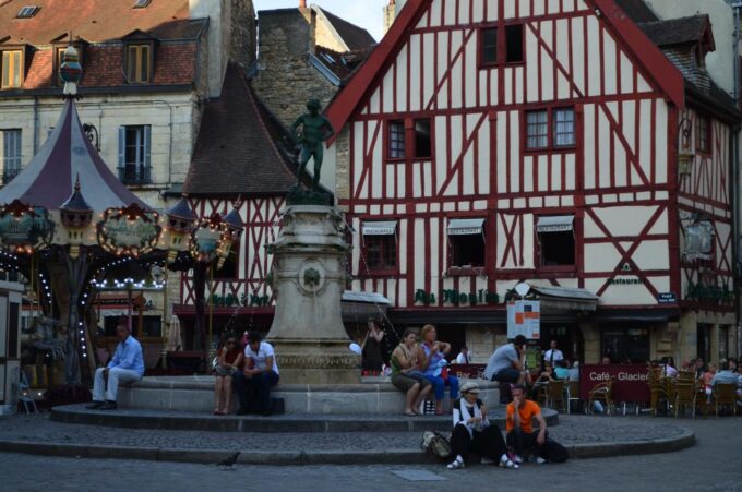 Dijon City Tour: Highlights Tour With Gourmet Break - Important Tour Information