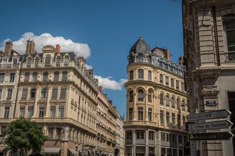 Dijon: Express Walk With a Local in 60 Minutes - Insights Into Dijons Rich Culture