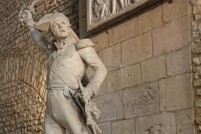 Dijon - Historic Guided Walking Tour - Tour Languages