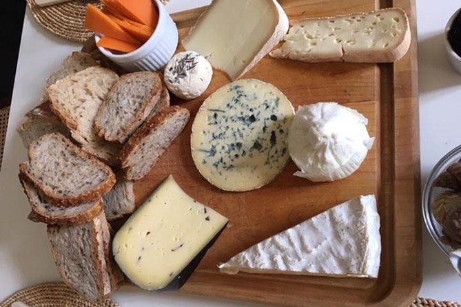Dine With a Bordeaux Local in a Chartrons / Jardin Public Home - Reviews and Ratings