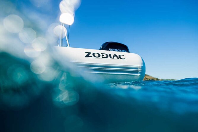 Dinghy in Costa Smeralda and La Maddalena Archipelago - Exploring Costa Smeralda
