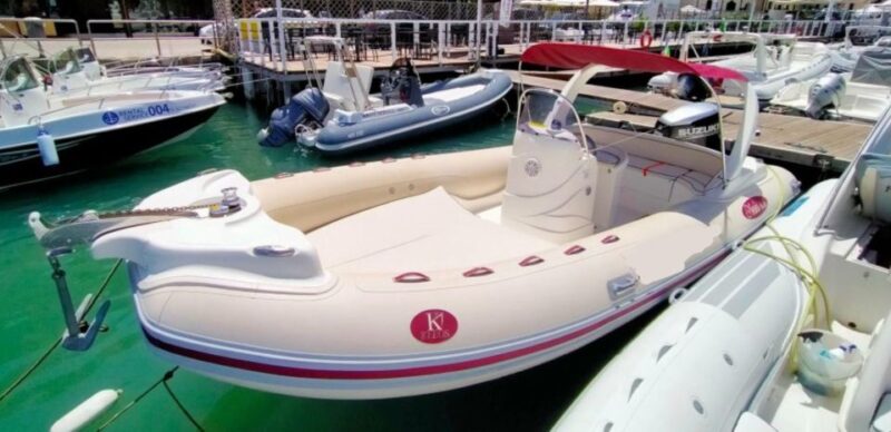Dinghy Rental With Nautical License - Boat Specifications