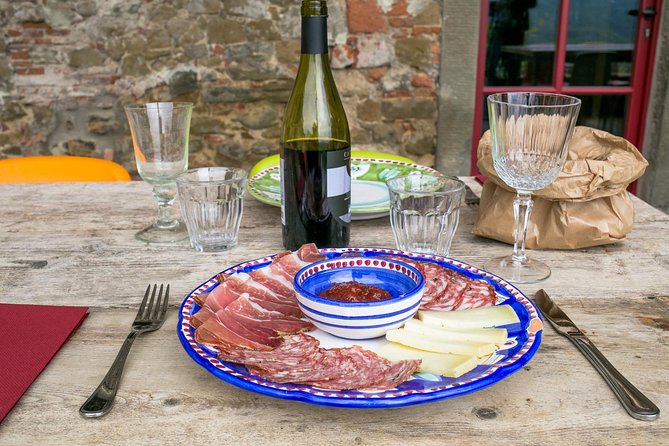 Dining Experience at a Locals Home in Cernobbio With Show Cooking - Accessibility and Participation