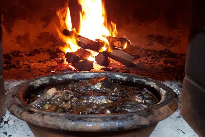 Dining Experience With Local Family - Overview