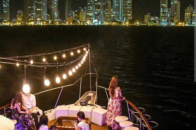 Dinner by the Bay of Cartagena on a SIBARITA Boat - Key Points