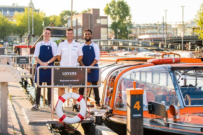 Dinner Canal Cruise Amsterdam: 4-Courses Including Drinks - Group Size and Seating