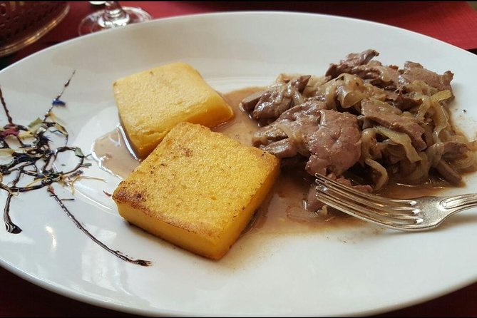 Dinner & Concert in Venice - Dining at a Venetian Restaurant