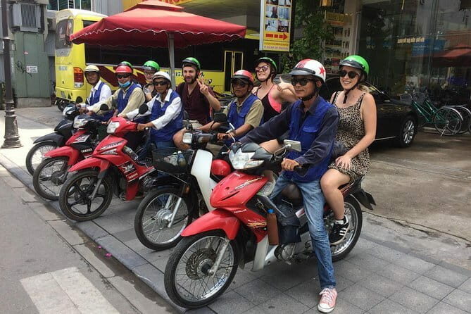 Dinner Cruise & Music Folk Song on the Perfume River in Hue - FAQs