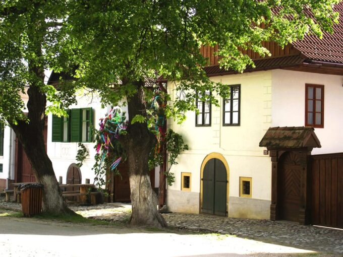 Dinner & Evening Walk in Rimetea (5 H, From Cluj) - Booking and Flexibility