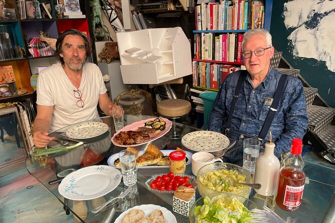 Dinner in a Bohemian Artist Apartment in Central Paris - Meeting and Logistics