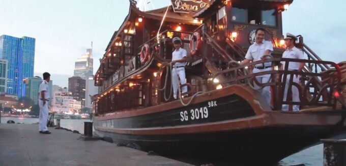 Dinner on Cruise Saigon River by Night With Buffet - Flexible Booking and Cancellation