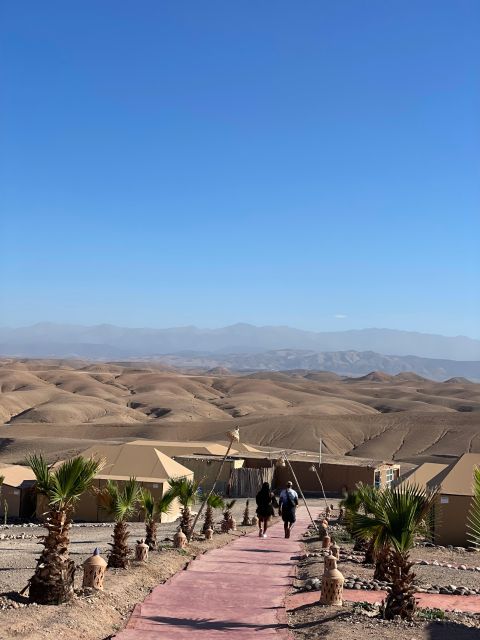 Dinner Show at Agafay Desert & Traditional Outfit Photoshoot - Transportation and Convenience