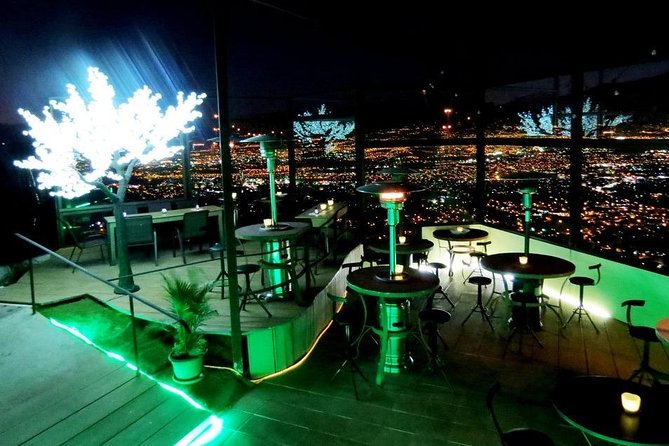 Dinner + Typical Dance Show at the Best Viewpoint in San José - Location and Atmosphere