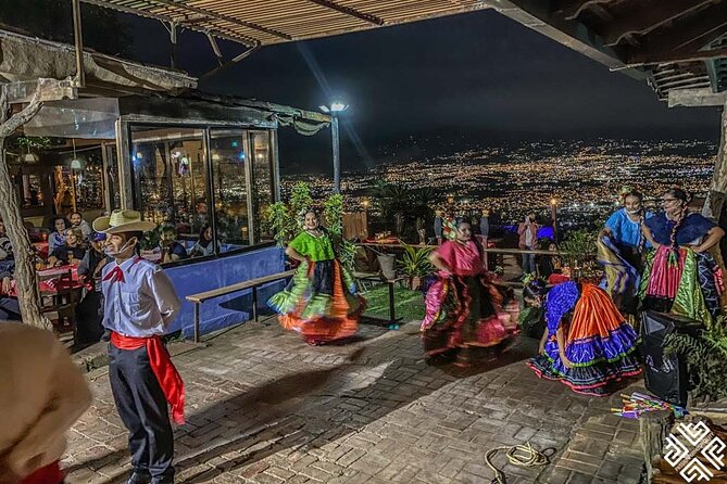 Dinner + Typical Dance Show at the Best Viewpoint in San José - Customer Feedback and Insights