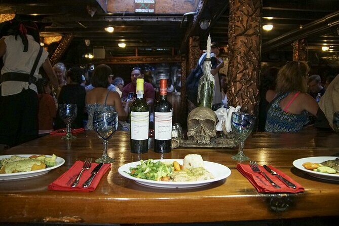 Dinner with pirates! Night Show and Dinner - Who Will Love This Experience