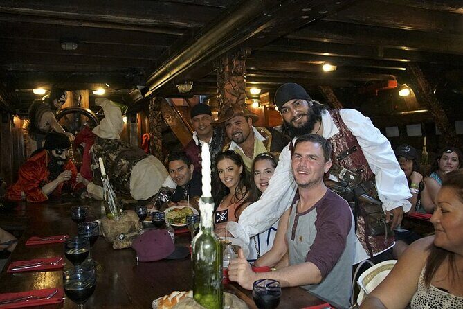 Dinner with pirates! Night Show and Dinner - Authenticity and Authentic Experiences
