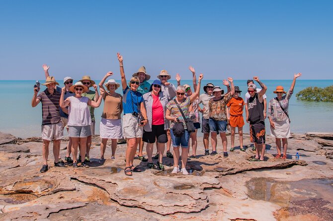 DINOSAUR ADVENTURE CRUISE - With Beachside Tapas and Cocktails - Boat Ride and Wildlife