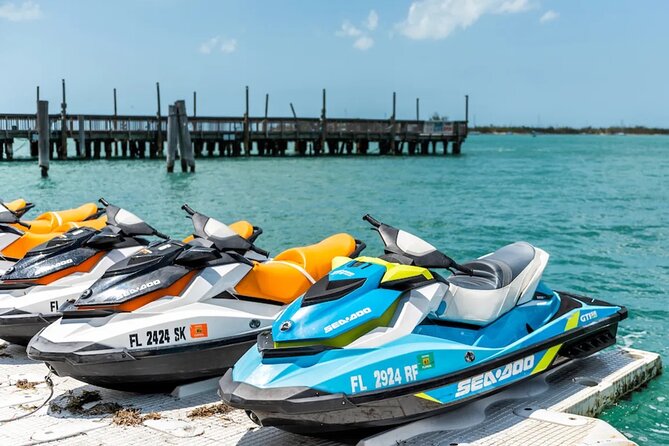 Direct Shuttle From Orlando to Key West (Up to 15 People Group) - Shuttle Amenities and Inclusions