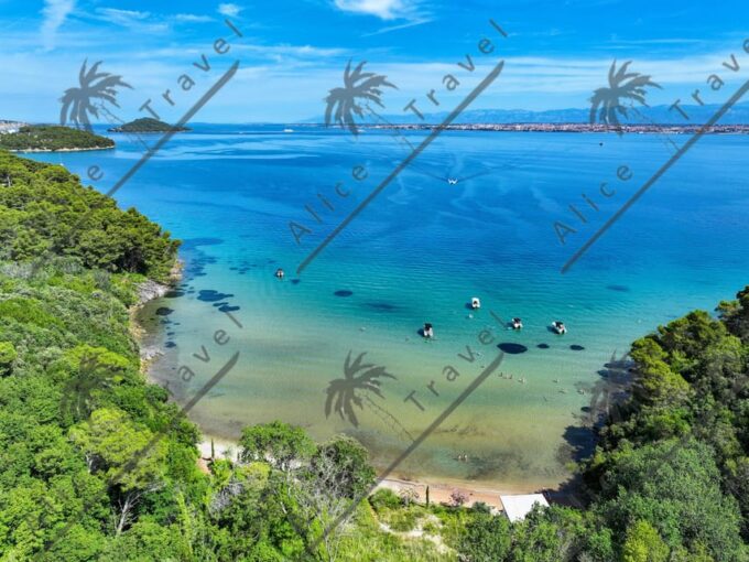 Discover a Real Vibe of Croatia on a Speedboat With Prosecco - Meeting Point and Itinerary Changes