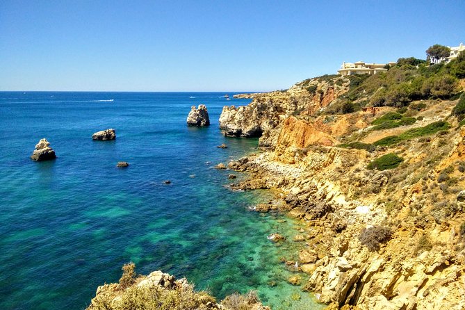 Discover Albufeira in a Tuk Tuk - Meeting the Pickup Point and Parking