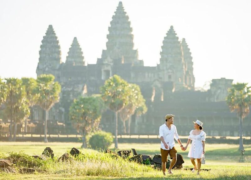 Discover Angkor Wat Sunrise Tour via Tuk Tuk & Breakfast - Good To Know