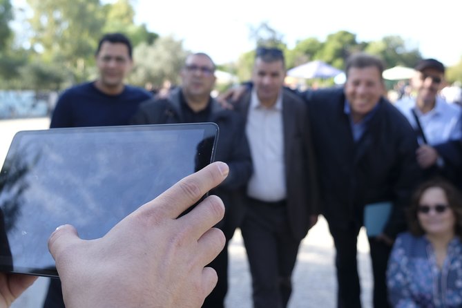 Discover Athens With a Tablet & Game App, Fun and Educational - Interactive Tablet Experience