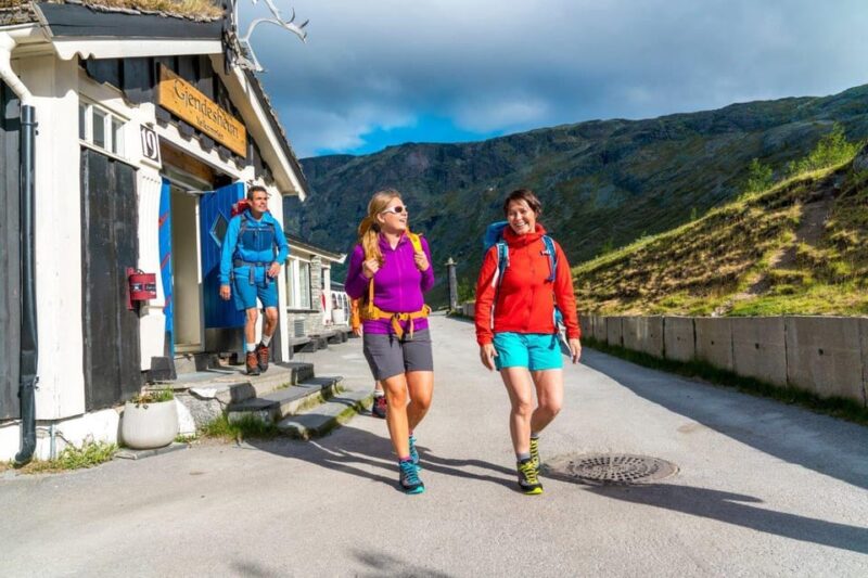 Discover Besseggen: an Inspiring 2-Day Adventure - Itinerary and Highlights