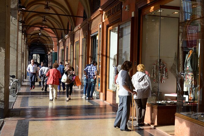 Discover Bologna an Amazing City - Visiting Bolognas Renowned Basilicas