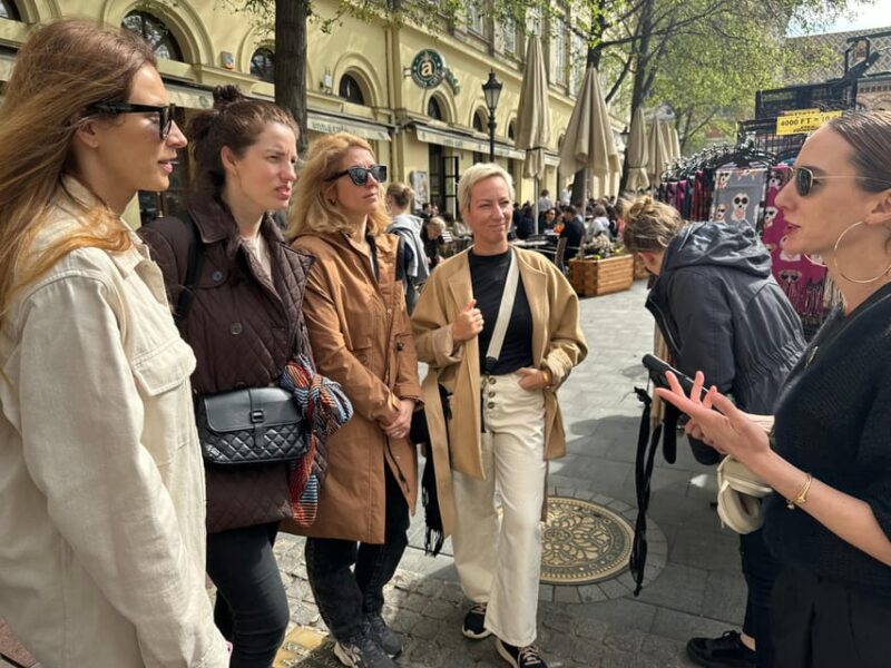 Discover Budapest Using the Tramway 2 - Key Points