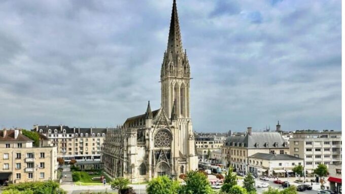 Discover Caen Like Never Before: Guided Tours of History and Secrets! - Important Considerations for Visitors