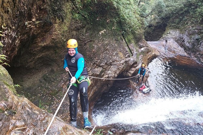 Discover Canyoning - Hiking in Hoang Lien