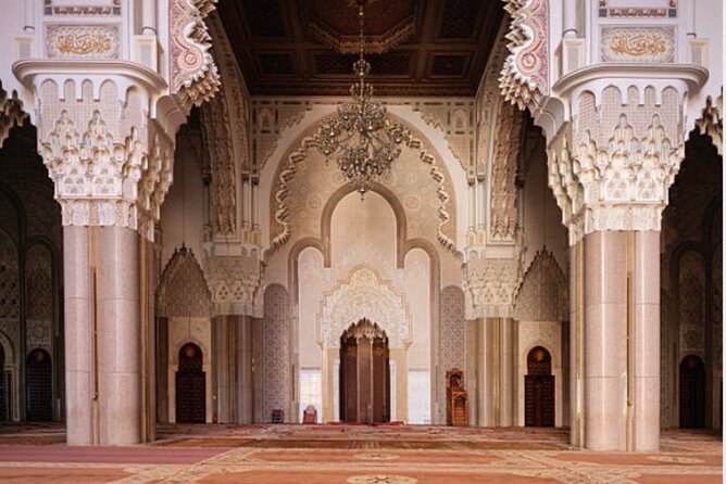 Discover Casablanca: Private Tour With Hassan 2nd Mosque Access - Iconic Casablanca Landmarks
