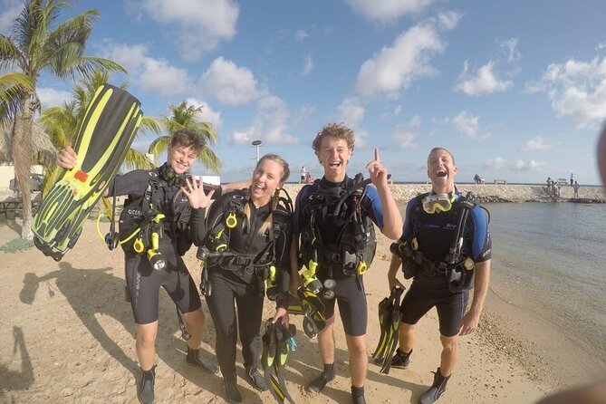 Discover Diving in Curaçao With Transportation Included - Meeting Point Information