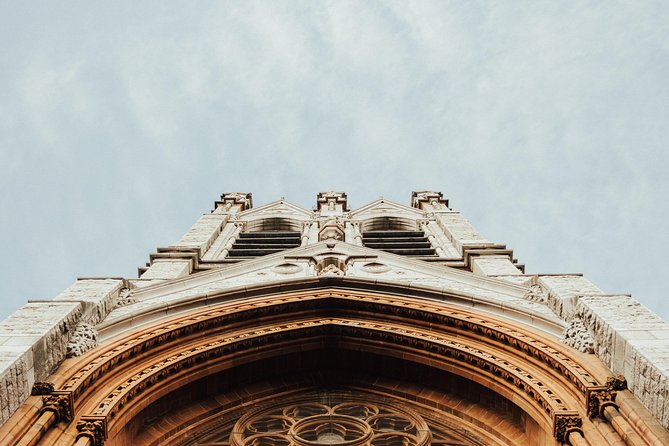 Discover Dublins Most Photogenic Spots With a Local - Tour Overview