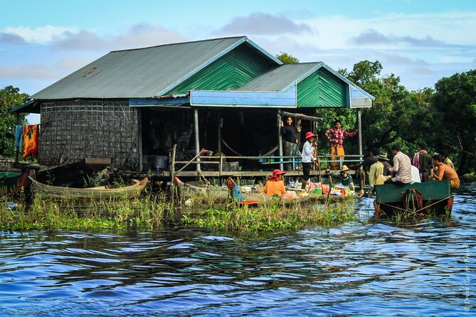 Discover Floating Villages and Tonle Sap Lake by Boat - Lunch at Tara Floating Restaurant