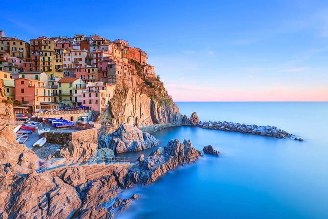 Discover Florence'S Most Photogenic Spots With a Local - Explore Iconic Landmarks