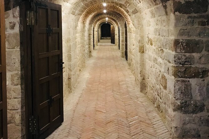 Discover Gagauzia and Manuc Bei Mansion - Cultural Immersion