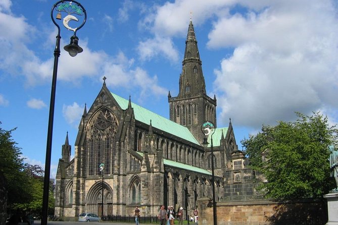 Discover Glasgow. Full Day Private Tour in People Carrier. - Pickup and Meeting