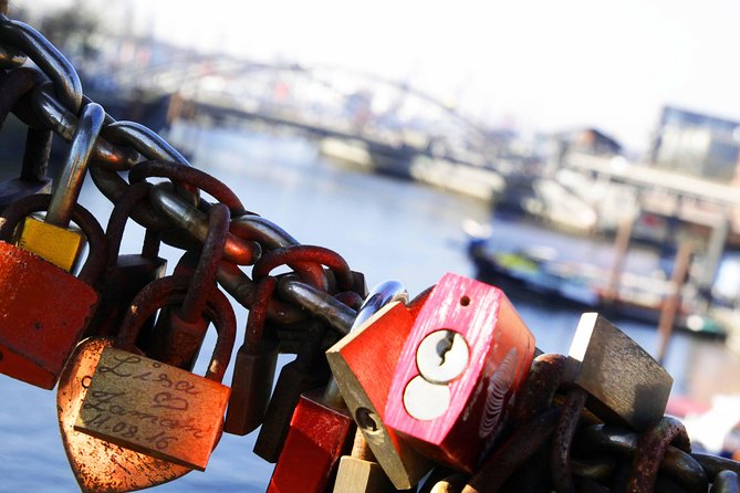 Discover Hamburg Walking Tour - Admire Iconic Landmarks