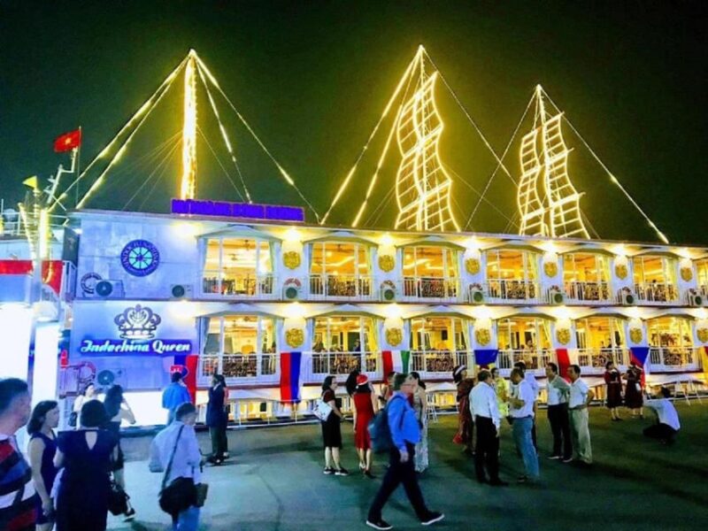 Discover HCM Nightlife: Dinner on Cruise With Hotel Pickup - Included Services