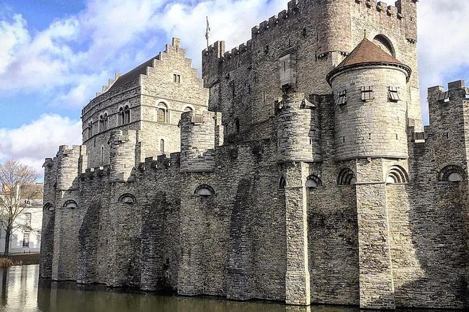 Discover Historic + Authentic Ghent & Taste the Best Chocolate - Navigating the Tours Meeting Point