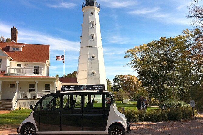Discover Iconic Milwaukee Tour - Private Transportation Experience
