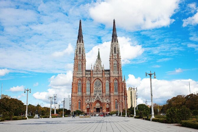 Discover La Plata: A Guided Architectural and Sightseeing Tour - Discovering the Argentinean Theatre