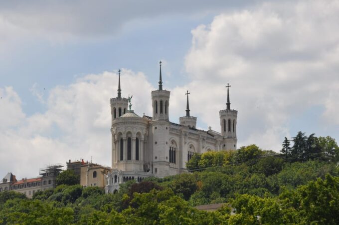 Discover Lyon: From Its Birth to Renaissance Glory - Personalized and Adaptable Experience
