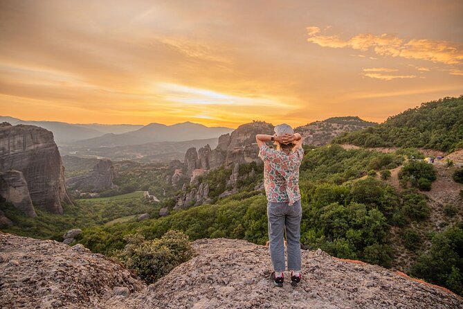 Discover Meteoras Monastic Heritage: Personalized Private Tour - Visiting the Monasteries
