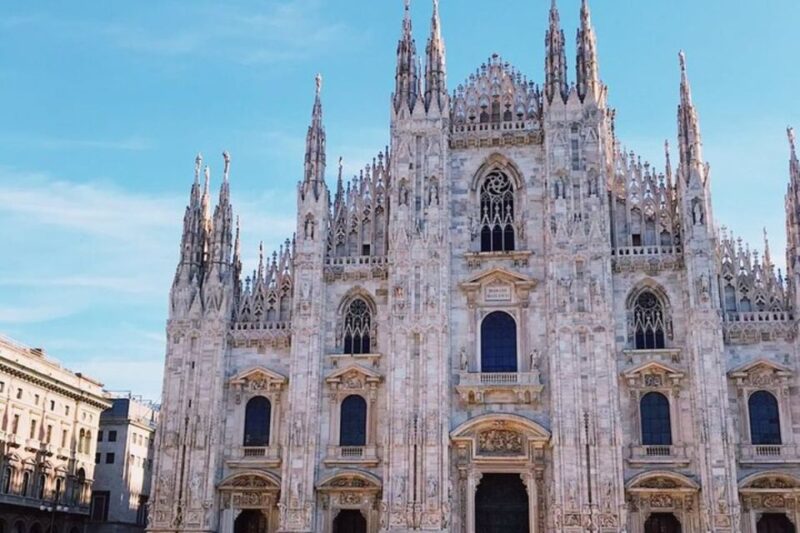 Discover Milan - Guided Walking Tour - Meeting Point
