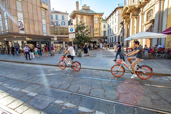 Discover Milans Vibrant Fashion Scene With a Local - Walking Monte Napoleone and Corso Venezia
