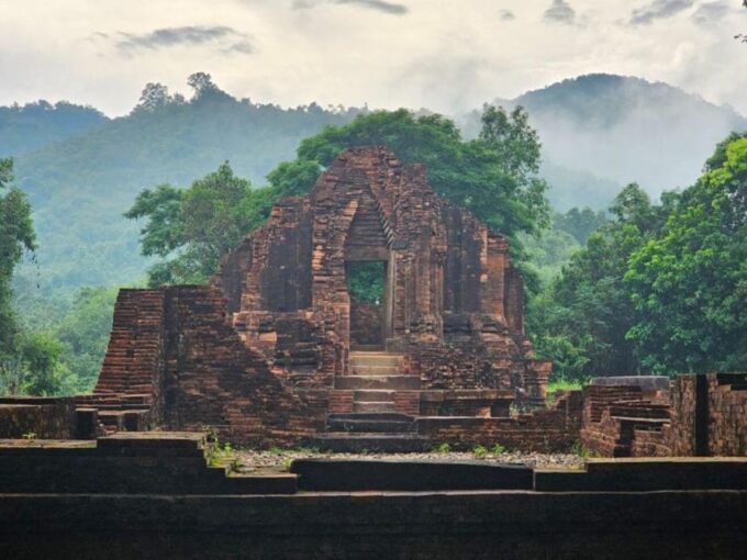 Discover My Son Sanctuary in Early Morning With Breakfast - Explore My Son Sanctuary