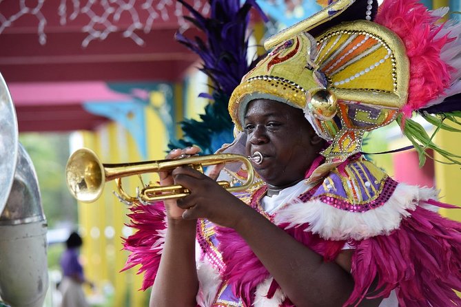 Discover Nassau Sightseeing Tour Plus Atlantis Resort Visit - Navigating the Meeting Point